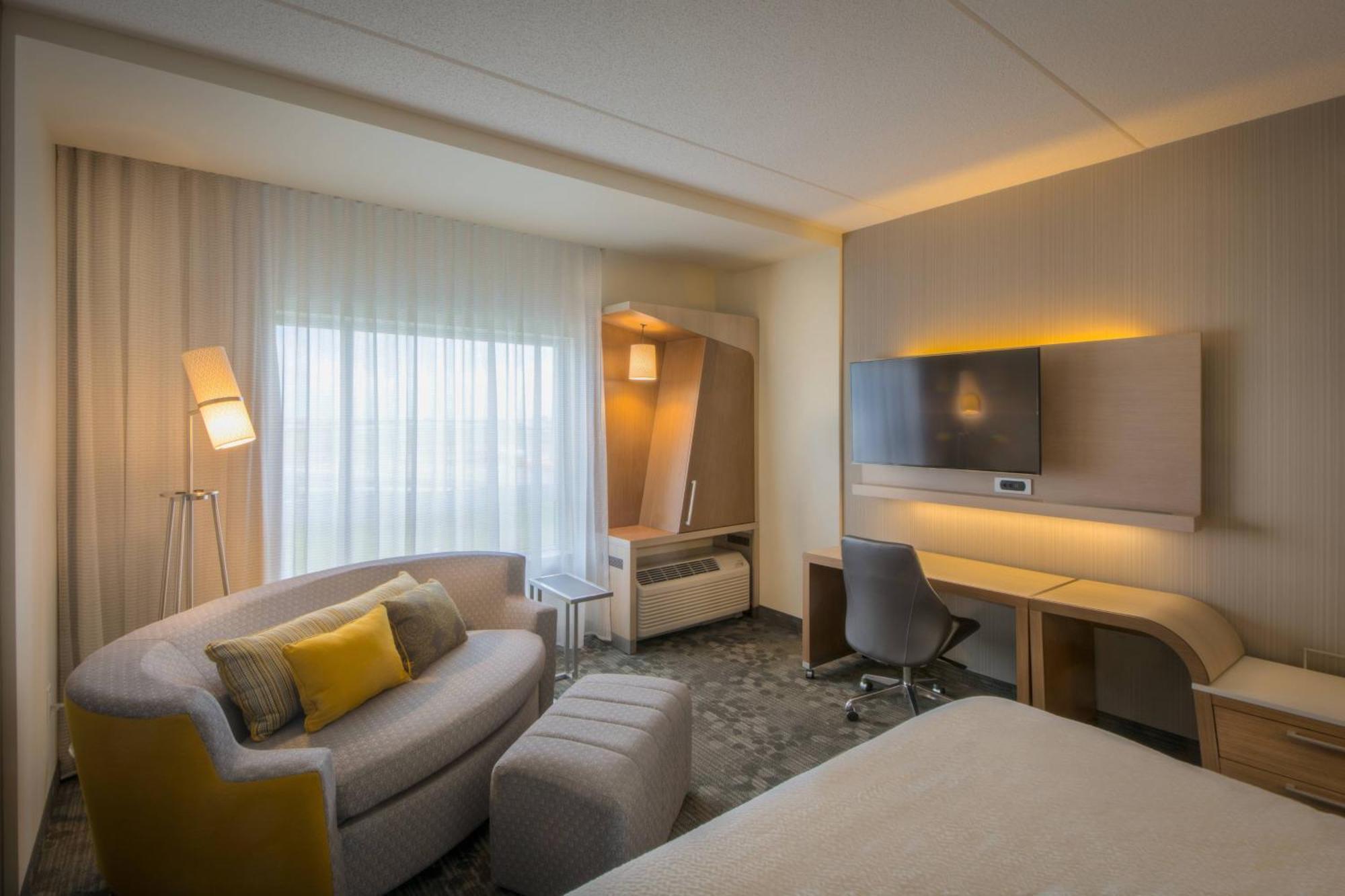 Courtyard By Marriott Winnipeg Airport Ngoại thất bức ảnh